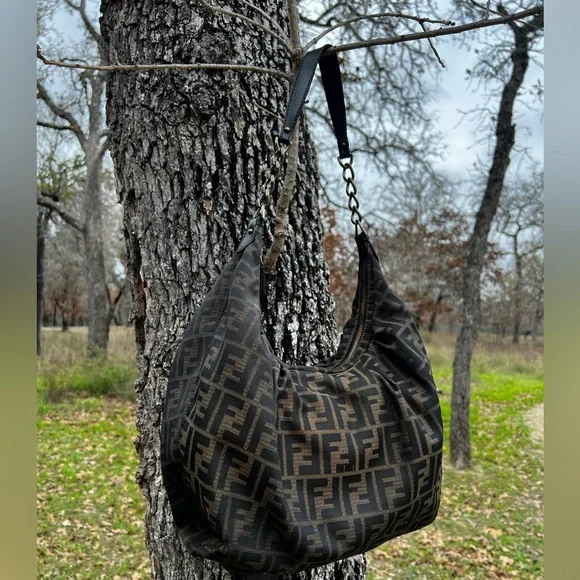 🖤 FENDI Zucca Borsa B Hobo Bag Made In ITALY Authentic! - Picture 8 of 16